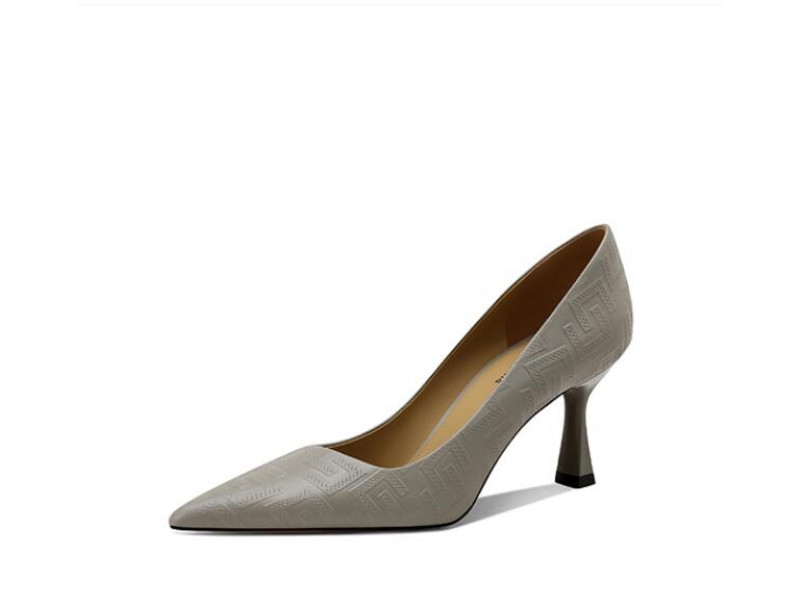 Vintage Leather Pointed Toe Stilettos Vintage Leather Pointed Toe Stilettos