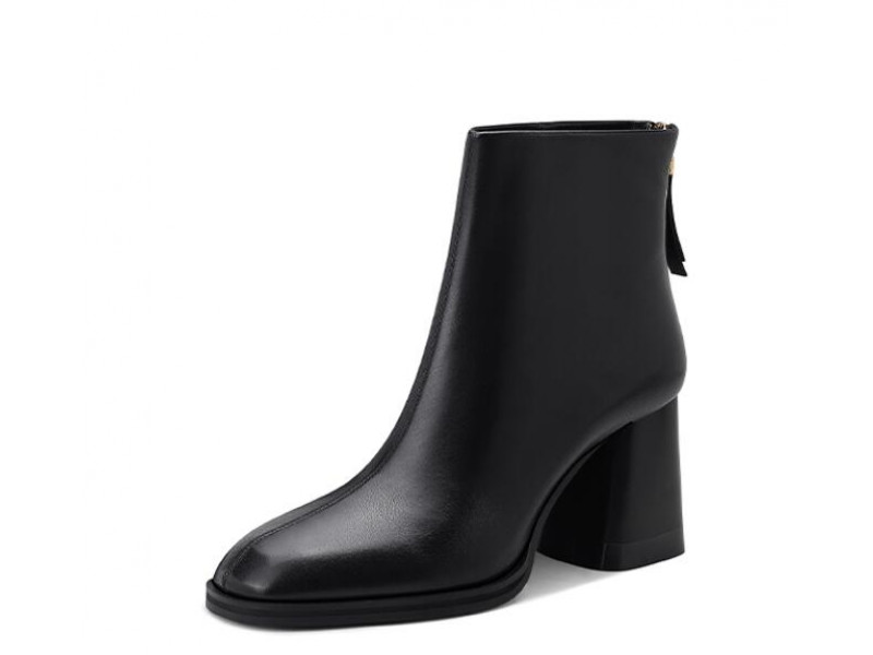 New black leather simple high-heeled ankle boots New black leather simple high-heeled ankle boots